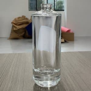 B805 bottle view 3