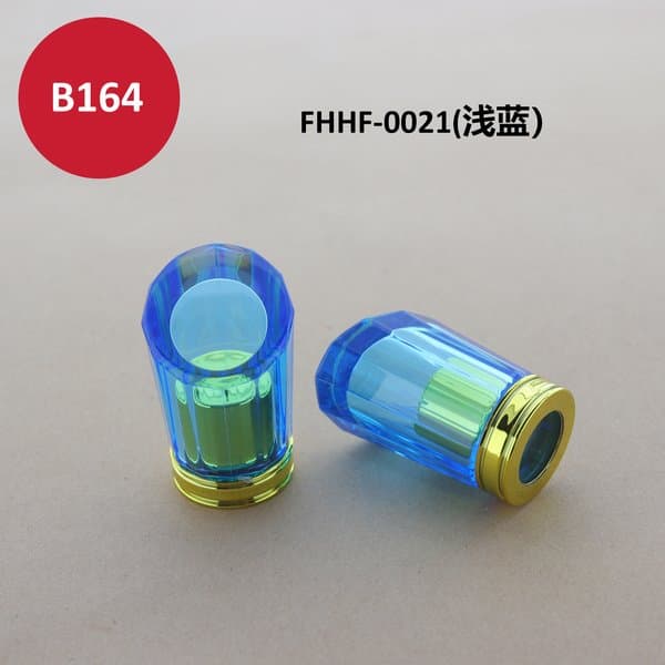 C563 cap view 15